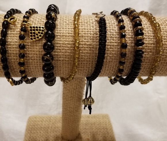 Handmade bracelets - Picture 2 of 5